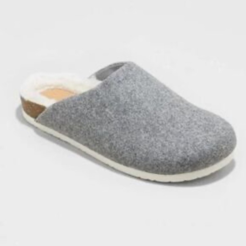 Universal Threads Gray felt Slip-On Mule Shearling lining in size 7